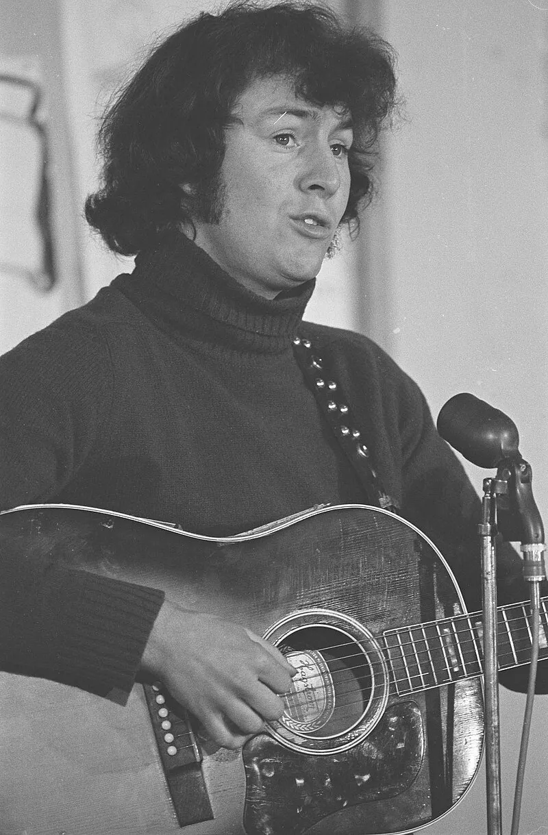 Huw Jones Net Worth 2026 - Scotland's Centre Sensation Builds Transatlantic Fortune